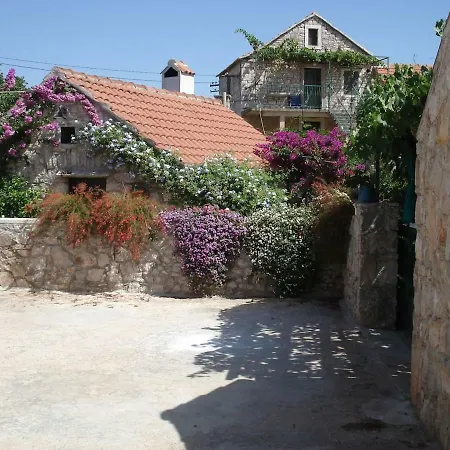 House Dulcic *